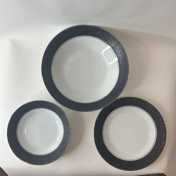 Noritake China 3 Piece Set Mirano, Japan Gray Floral Trim Silver White 6878 - Picture 2 of 6